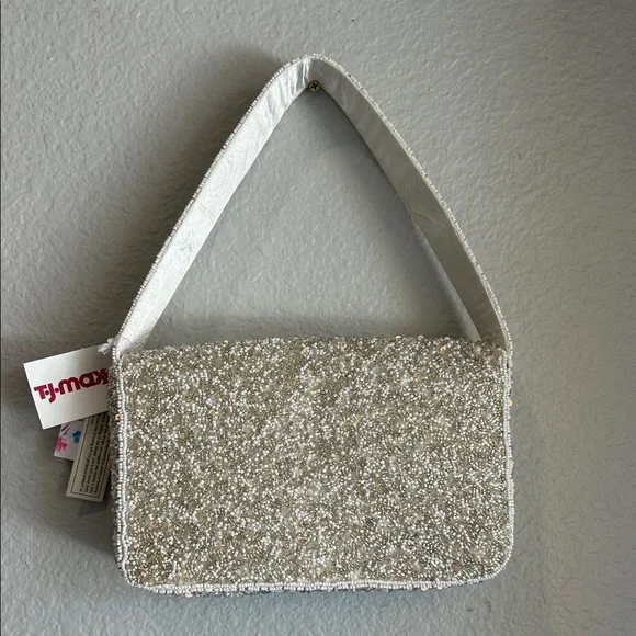 Festive Beaded Shoulder Bag - Christmas Style - TJ Maxx Viral Bags! - Picture 6 of 6